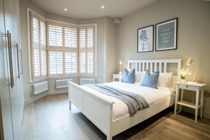 Modern Two Bedroom Apartment in Fulham by Sojo Stay - image 7