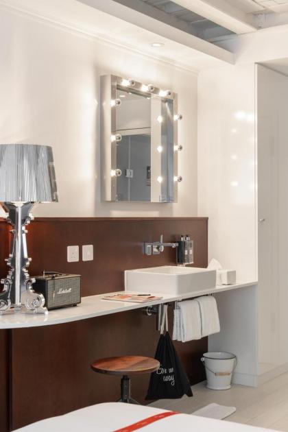 Ruby Lucy Hotel London - image 11