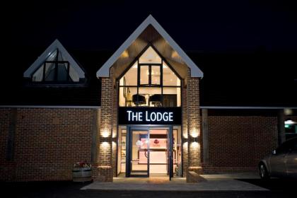 The Lodge at Kingswood - image 18