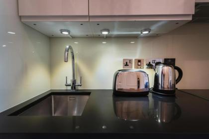 44 Curzon Street by Mansley - image 7