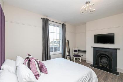 Pages Hotel and Guesthouse - image 10