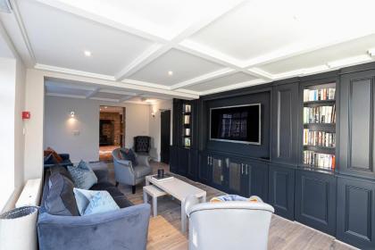 Pages Hotel and Guesthouse - image 2
