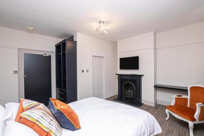 Pages Hotel and Guesthouse - image 7