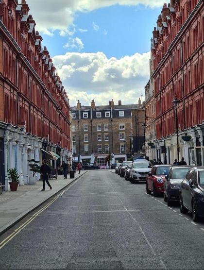 Stunning 1 Bedroom in Stunning Location - Mayfair Area - image 4