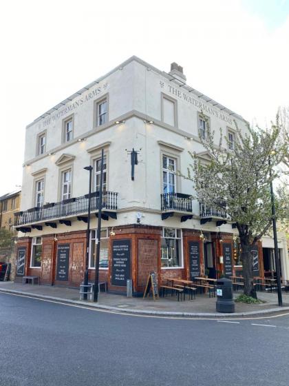 The Waterman's Arms - image 2