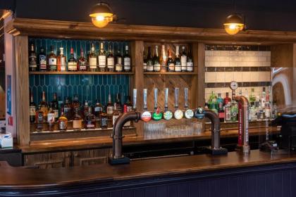The Waterman's Arms - image 6