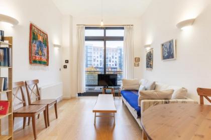 Beautiful 1 Bedroom Apartment in Shepherd's Bush
