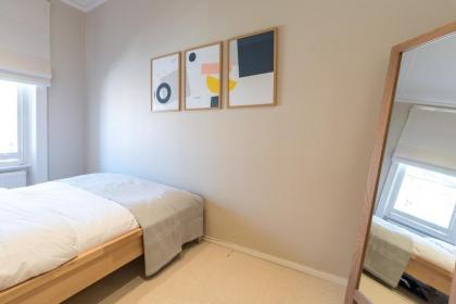 Homely 2 Bedroom Victorian Apartment in Hampstead - image 15