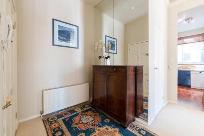 Homely 2 Bedroom Victorian Apartment in Hampstead - image 18