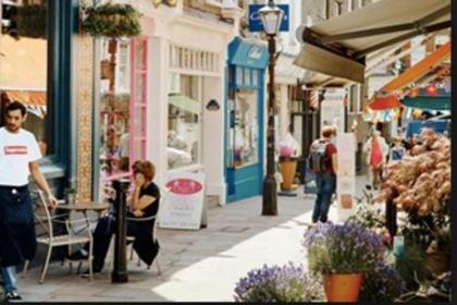 Homely 2 Bedroom Victorian Apartment in Hampstead - image 25