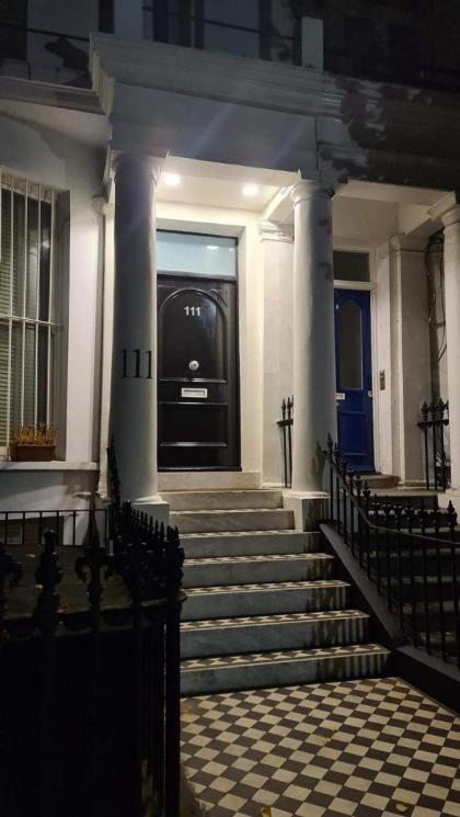 Fabulous Notting Hill Spacious Studio Apartment - image 21