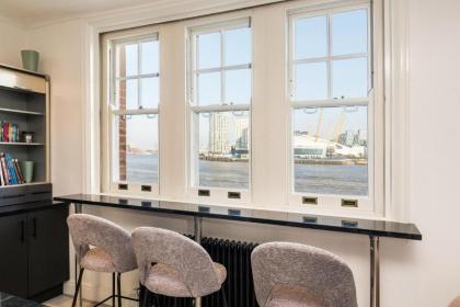 Stunning 3BD Riverside Flat Communal Roof Terrace - image 6