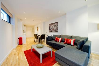 Tooley Street Apartments by Viridian Apartments - image 7
