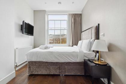 Valet Apartments Golden Square