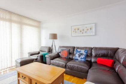 Bright 2 Bedroom Apartment in Islington - image 7