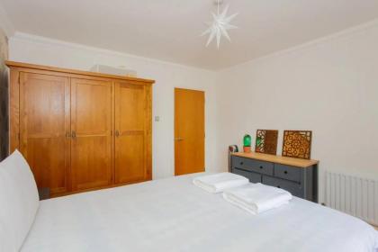 Bright 2 Bedroom Apartment in Islington - image 9