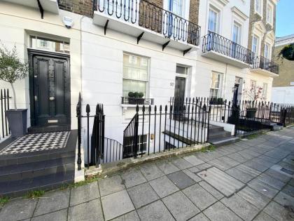 Stylish Maisonette and Studio in Victoria - image 23
