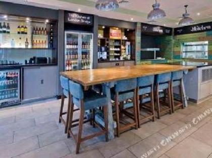 Premier inn Southwark Borough High St - image 8