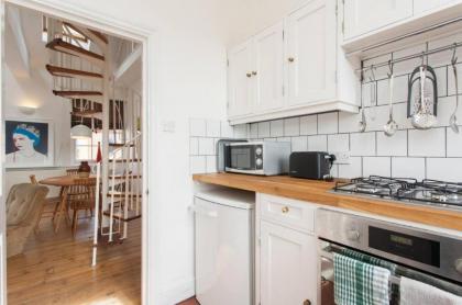 Large Shoreditch 2DBL bed loft apt - image 9