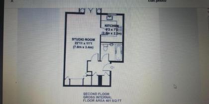 Central Fulham Apartment with parking - image 12