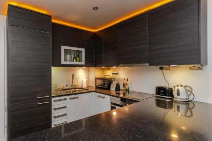 Cosy 1 Bedroom Apartment In South West London - image 9