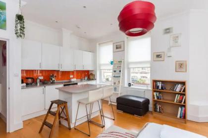 Homely 1 Bedroom Apartment in the Heart of Vibrant Camden