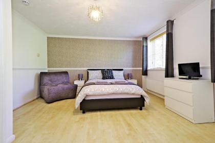 Harlinger Lodge Annexe - image 14