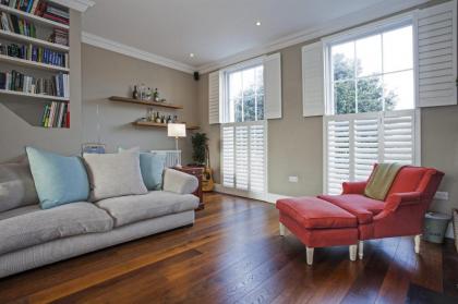 Marylebone Luxury 2-Bed Duplex with Terrace - image 8