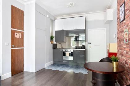 The Pimlico Apartments - image 11