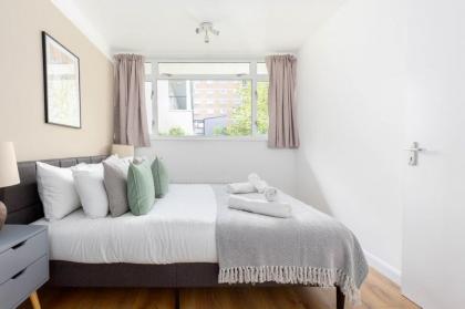 The Pimlico Apartments - image 8