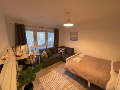 Rosebank House E3