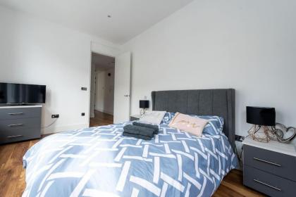 Beautiful Apartment by Hyde Park SS2 London