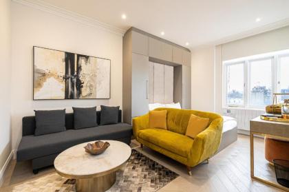 Modern Apartments Near Harrods and the Science Museum