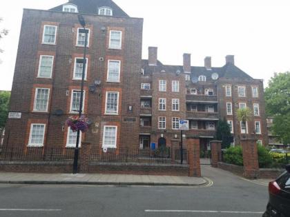 Beautiful 2 Bedroom Flat in Frampton Street London