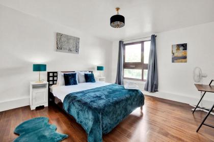 Julian Residence - Camden Road - image 19