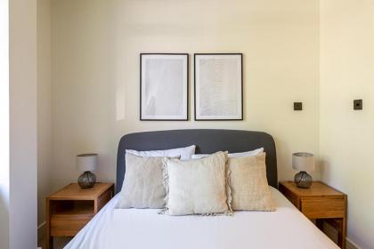 Stunning Modern Apartment in the Heart of Holborn - image 23