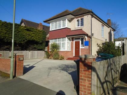 Edgware B&B - image 15