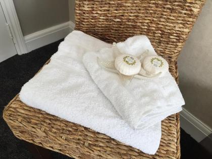 Edgware B&B - image 8