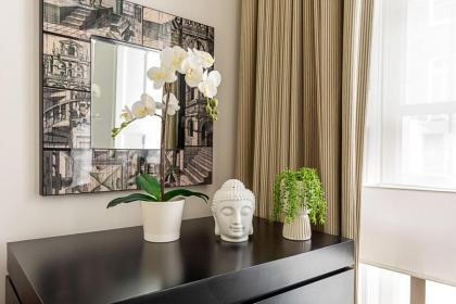 Marylebone Studio Flat - image 23