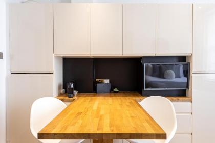 Marylebone Studio Flat - image 7