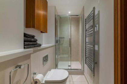 Studio - Tower Hill - City Centre by Prime London Stays N-10 - image 3