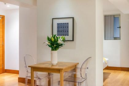 Studio - Tower Hill - City Centre by Prime London Stays N-10 - image 4