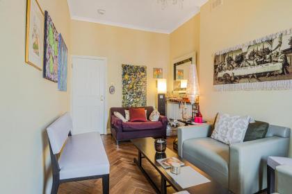 Charming one bedroom flat near Maida Vale by UnderTheDoormat - image 10