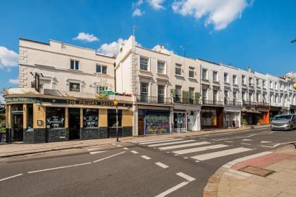 Charming one bedroom flat near Maida Vale by UnderTheDoormat - image 24