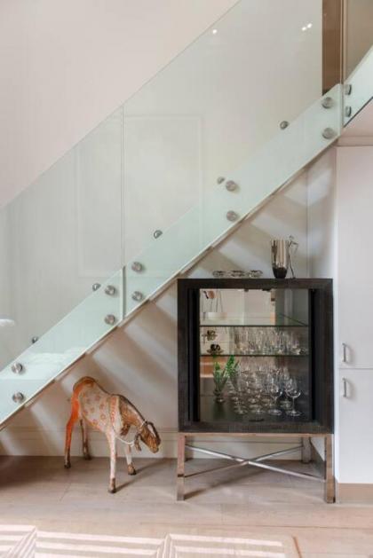 The Artists Hideaway-2 bed mezzanine in Paddington - image 16
