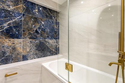 Modern Edgware Apartment - image 26