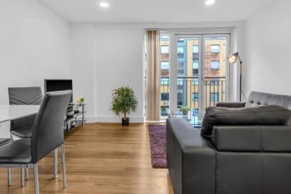 One Bedroom Serviced Apartment in Islington - image 7