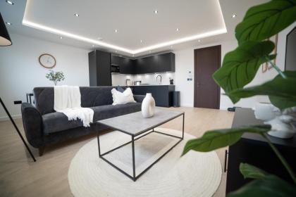 One & Two Bedroom Apartments near Holloway Train Station by Sojo - image 25