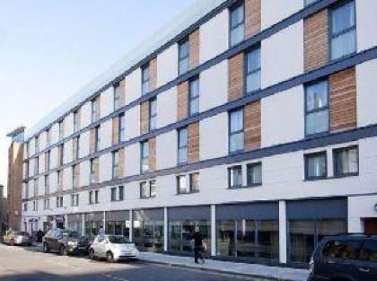 Premier Inn London Angel Islington - image 3