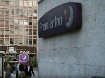 Premier Inn London Putney Bridge - image 9